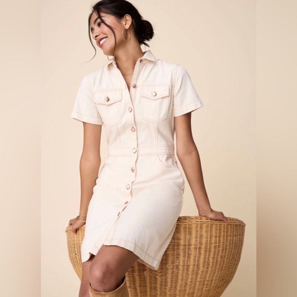 Untuckit Denim dress size 6 NWOT